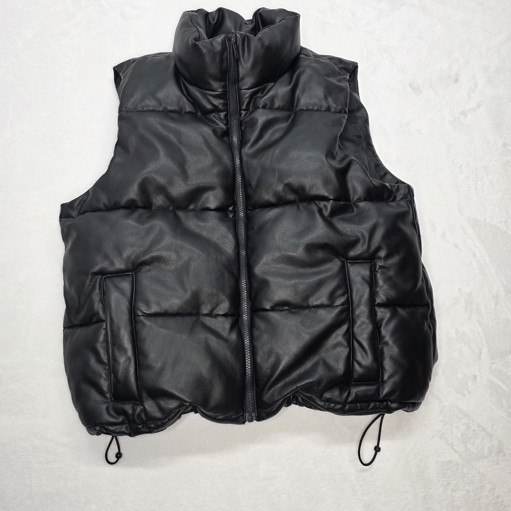Hollister Black Puffer Vest Women’s Size L Black Faux Leather